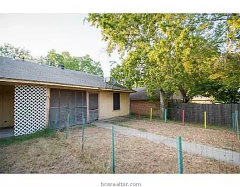 1604 Luza St, Bryan, TX 77802 photo 8
