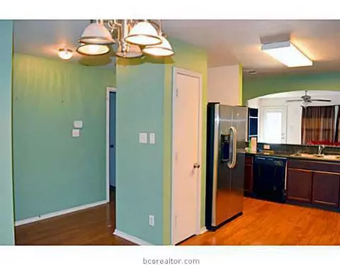 2111 Forge Hill Rd, Bryan, TX 77801 photo 4
