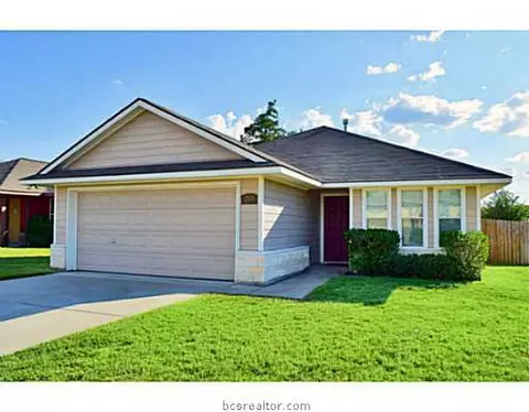 2111 Forge Hill Rd, Bryan, TX 77801 photo 1