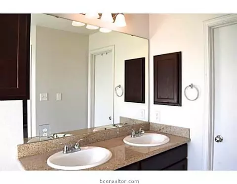 2111 Forge Hill Rd, Bryan, TX 77801 photo 19