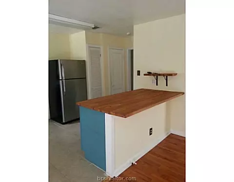 408 E North Ave, Bryan, TX 77801 photo 5
