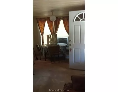 802 Crenshaw St, Bryan, TX 77803 photo 6