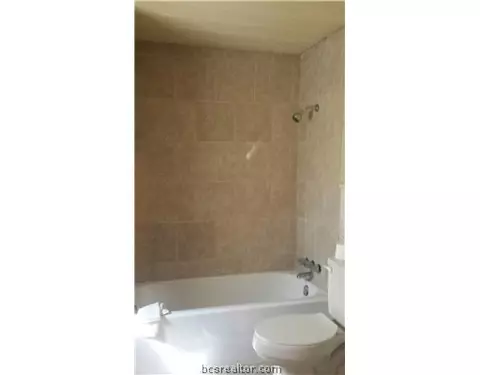 802 Crenshaw St, Bryan, TX 77803 photo 9