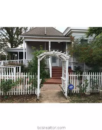 502 E 13th St, Cameron, TX 76520 photo 3