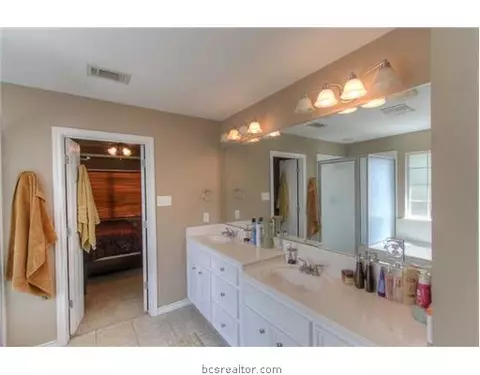 4902 Park Row Pl, Bryan, TX 77802 photo 15