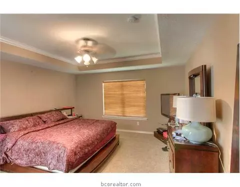4902 Park Row Pl, Bryan, TX 77802 photo 12