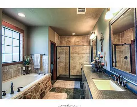 24824 Mitchell, Hempstead, TX 77445 photo 11