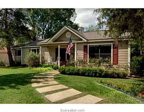3902 4th St, Bryan, TX 77801 photo 1