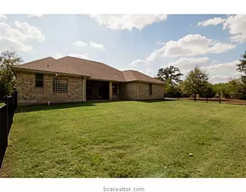 3914 Esquire Ct, Bryan, TX 77808 photo 23