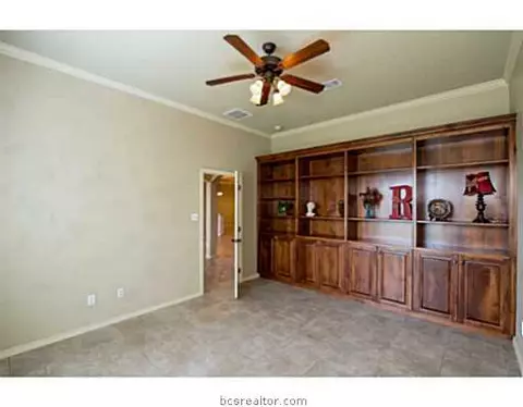3914 Esquire Ct, Bryan, TX 77808 photo 16