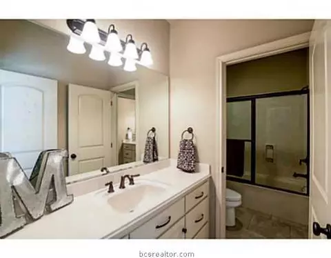 3914 Esquire Ct, Bryan, TX 77808 photo 13
