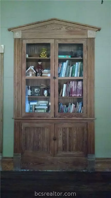 501 Mitchell St E, Calvert, TX 77837 photo 9