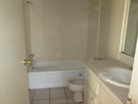 2204 Long Dr, Bryan, TX 77802 photo 13