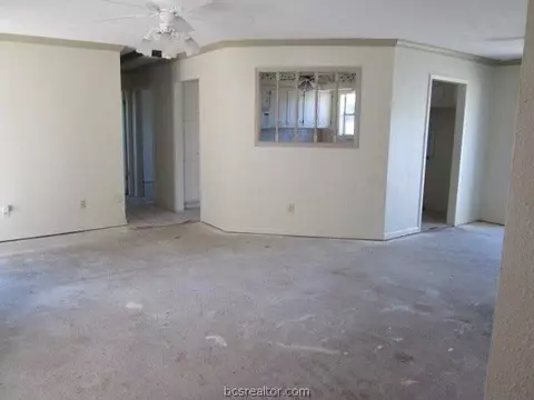 2204 Long Dr, Bryan, TX 77802 photo 3