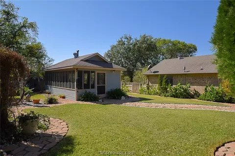 408 E Browning St, Calvert, TX 77837 photo 24