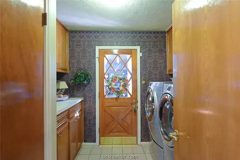 408 E Browning St, Calvert, TX 77837 photo 17