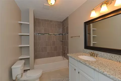 1905 Wayside, Bryan, TX 77802 photo 13