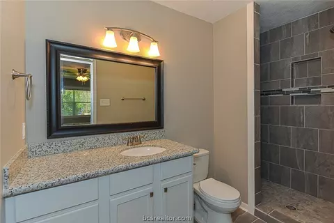 1905 Wayside, Bryan, TX 77802 photo 11