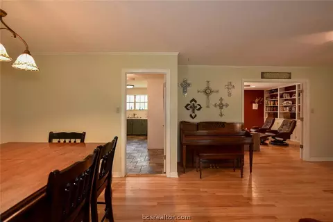 2105 Wayside, Bryan, TX 77802 photo 6
