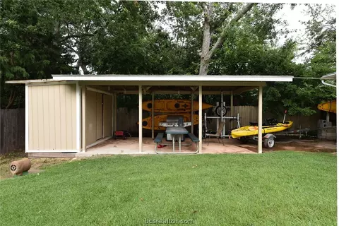 2105 Wayside, Bryan, TX 77802 photo 24