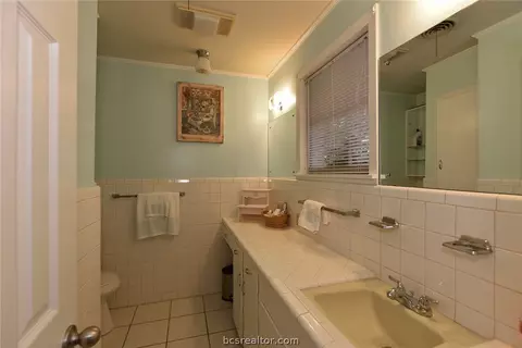2105 Wayside, Bryan, TX 77802 photo 18