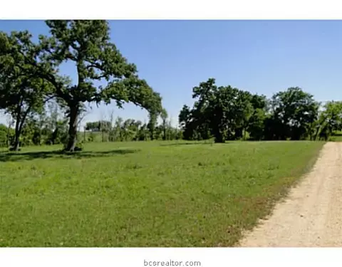 5250 Alexander Rd, Bryan, TX 77808 photo 4