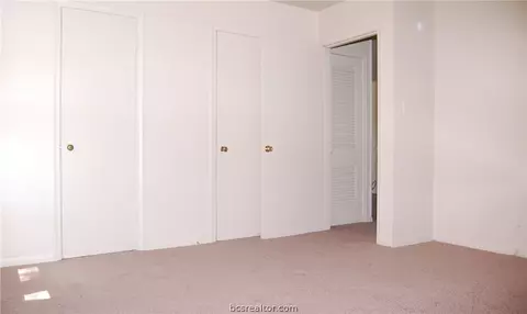 2212 Franklin Dr, Bryan, TX 77801 photo 6