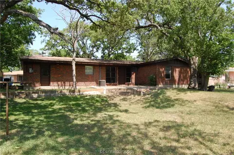 2212 Franklin Dr, Bryan, TX 77801 photo 10