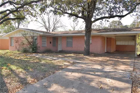 2214 Franklin Dr, Bryan, TX 77801 photo 1