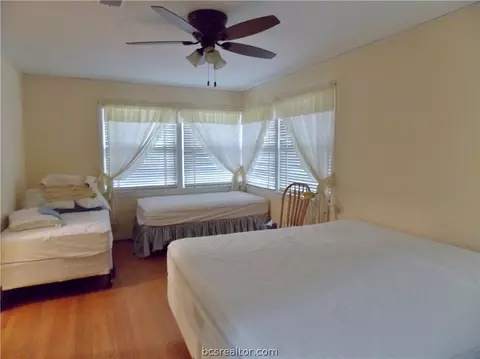 4000 5th St, Bryan, TX 77801 photo 21