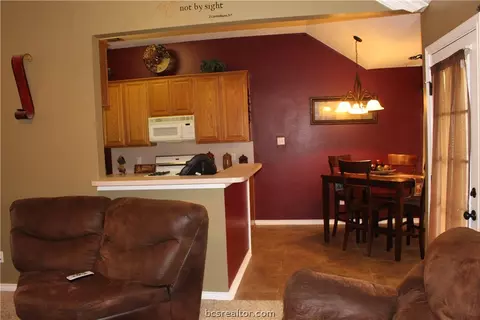 4324 Brompton Ln, Bryan, TX 77802 photo 7