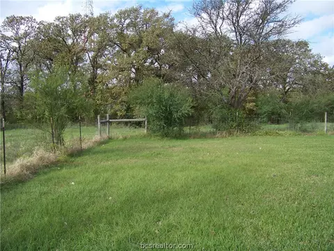 4432 Leonard Rd, Bryan, TX 77807 photo 11