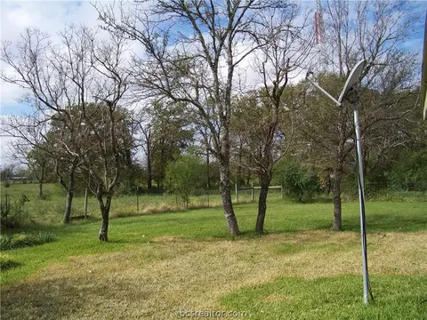 4432 Leonard Rd, Bryan, TX 77807 photo 9