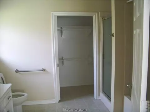 4432 Leonard Rd, Bryan, TX 77807 photo 6