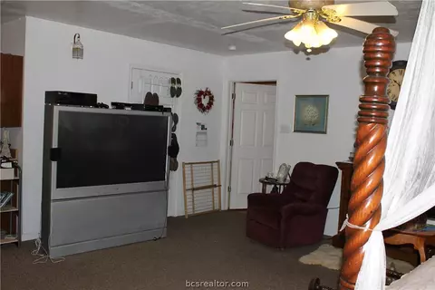 1004 Alice St, Bryan, TX 77803 photo 12