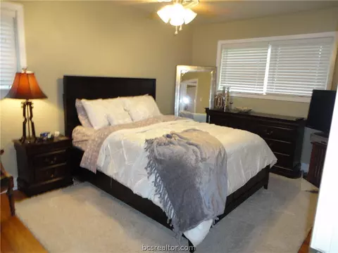2316 Wayside Dr, Bryan, TX 77802 photo 8
