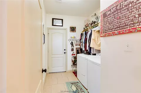 2910 Alba Ct, Bryan, TX 77808 photo 17