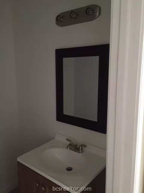 601 E 22nd St, Bryan, TX 77803 photo 7