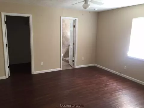 601 E 22nd St, Bryan, TX 77803 photo 10