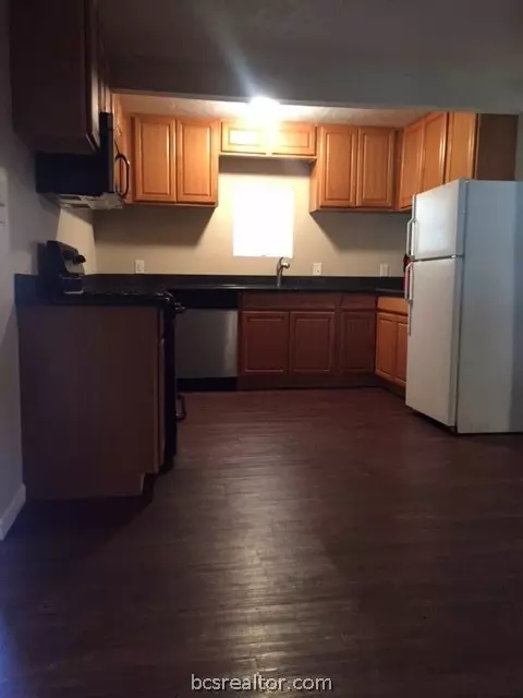 601 E 22nd St, Bryan, TX 77803 photo 2