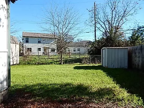 3304 Timberline Dr, Bryan, TX 77803 photo 5