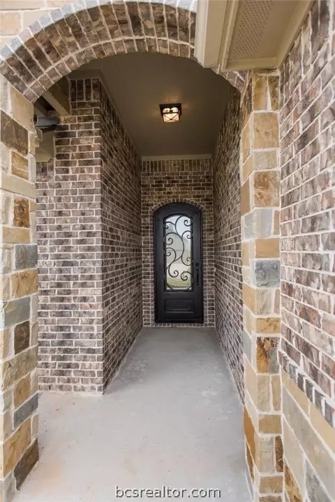 3053 Embers, Bryan, TX 77808 photo 3