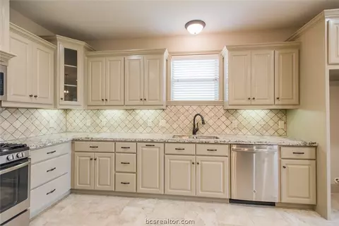 3053 Embers, Bryan, TX 77808 photo 14