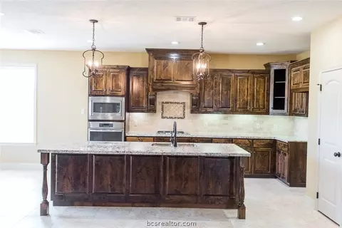 3055 Embers Loop, Bryan, TX 77808 photo 10