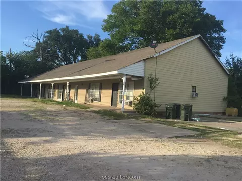 1112 E 23rd St, Bryan, TX 77803 photo 5