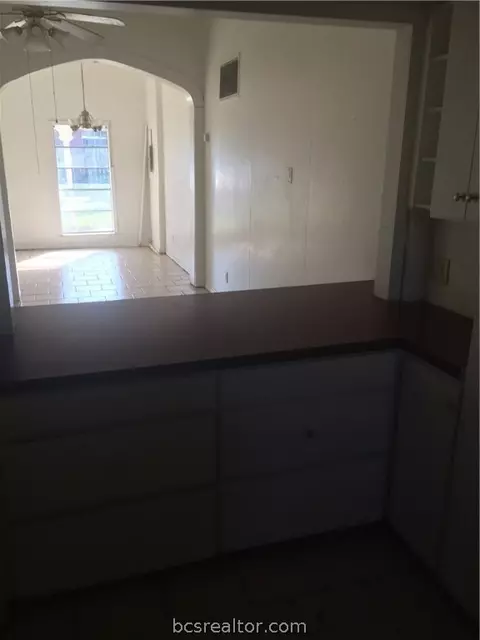 1112 E 23rd St, Bryan, TX 77803 photo 14