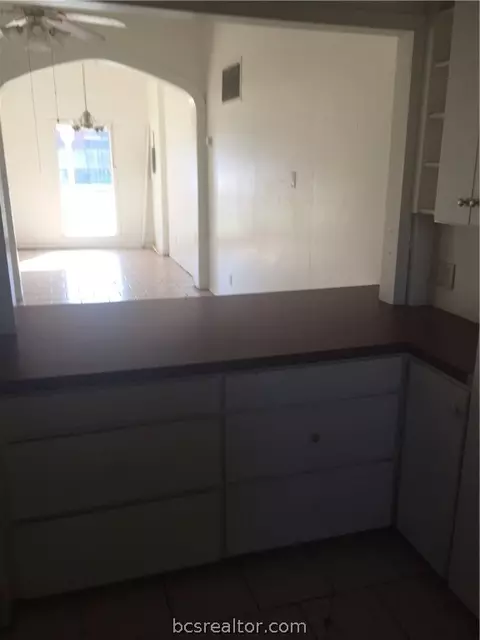 1112 E 23rd St, Bryan, TX 77803 photo 13
