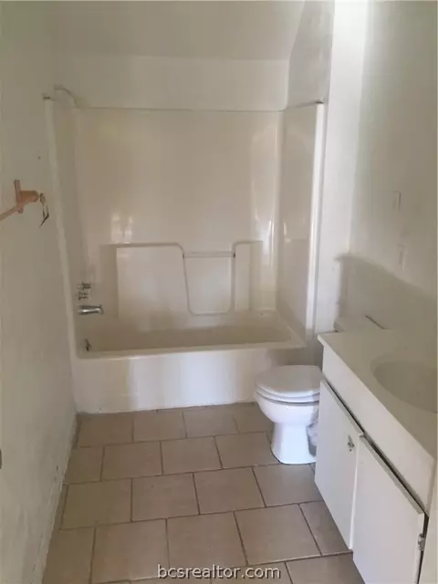 1112 E 23rd St, Bryan, TX 77803 photo 26