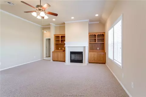 4911 Park Hampton Dr, Bryan, TX 77802 photo 15