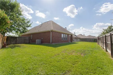 4911 Park Hampton Dr, Bryan, TX 77802 photo 30